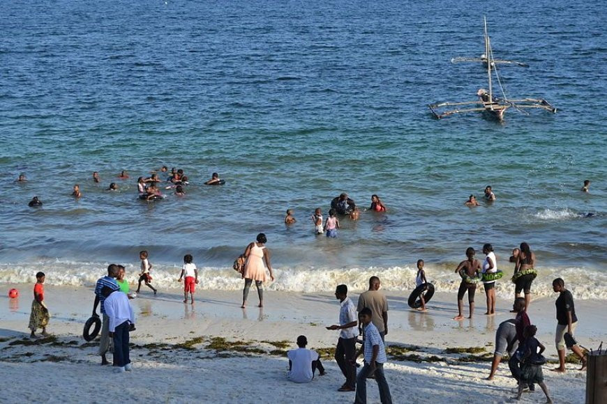 05-23 All Public Beaches In Mombasa Closed: Governor Orders